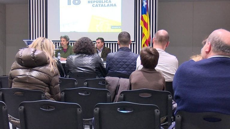 La conferència sobre L'Esport en la Catalunya independent va estar organitzada per l'assemblea territorial de l'ANC a Tortosa