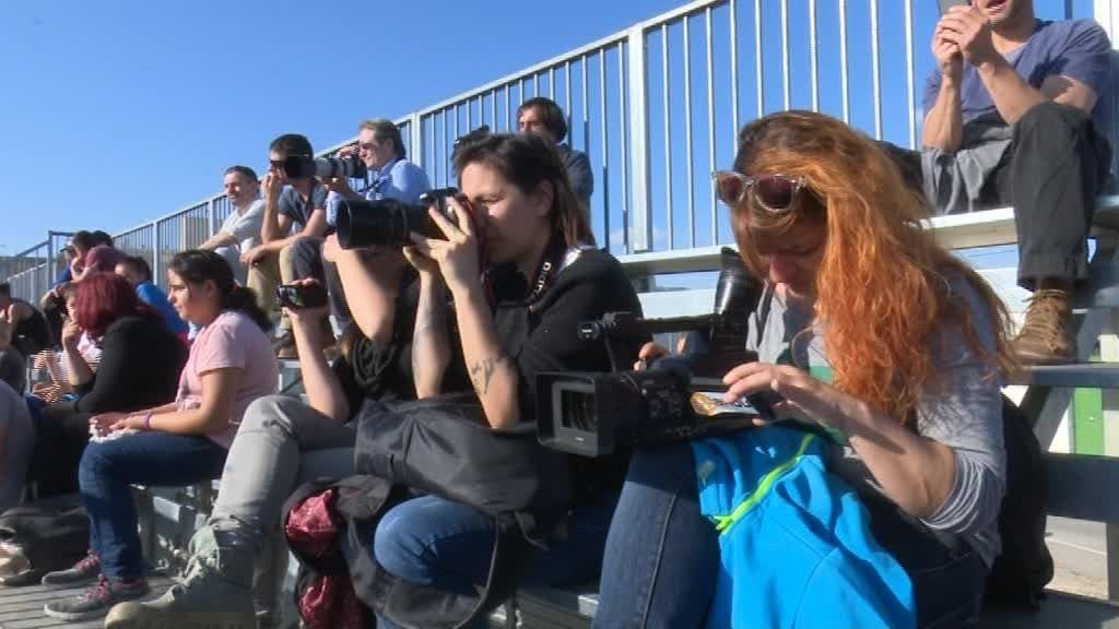 LES TRES ACTIVISTES D'ANIMANATURALES AVUI ALS BOUS D'ALCANAR REALITZANT LA SEUA FEINA SENSE PROBLEMES