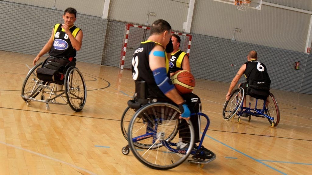 Jugadors del BAMESAD de Vinaròs entrenant aquest divendres a Tortosa / Cedida