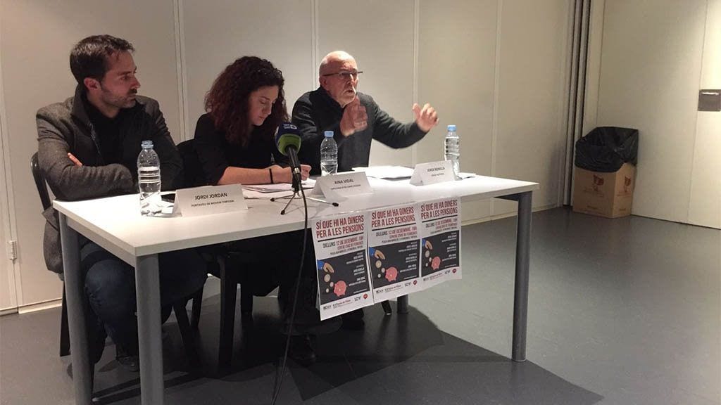 “Sí que hi ha diners per a les pensions”