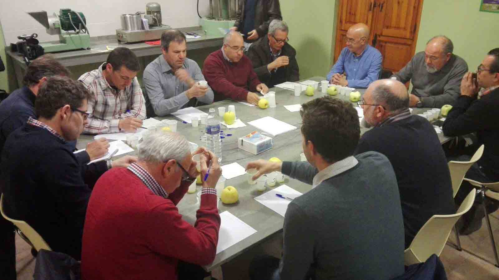 concurs tast olis Jesus 2017_taula jurat.jpg