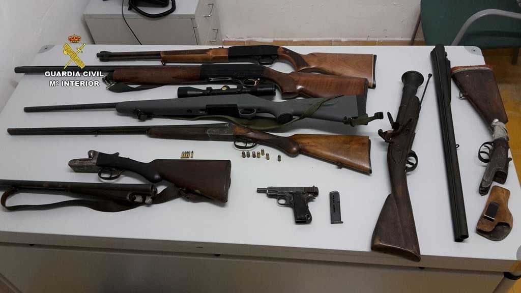 Armes decomissades pels agents / Guàrdia Civil