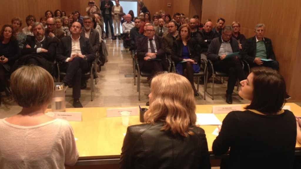 Taula rodona 'Dones i Ciència' a la delegació del govern a Tortosa / Cedida