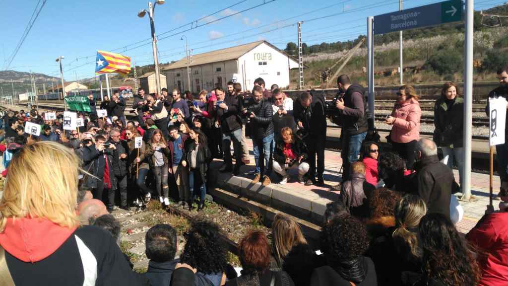 trens dignes_estacio mora 3.jpg