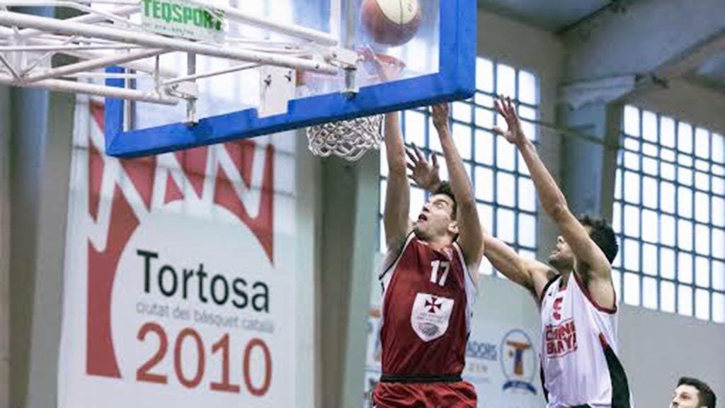 El Cantaires Tortosa a guanyar al Reus Ploms i a esperar