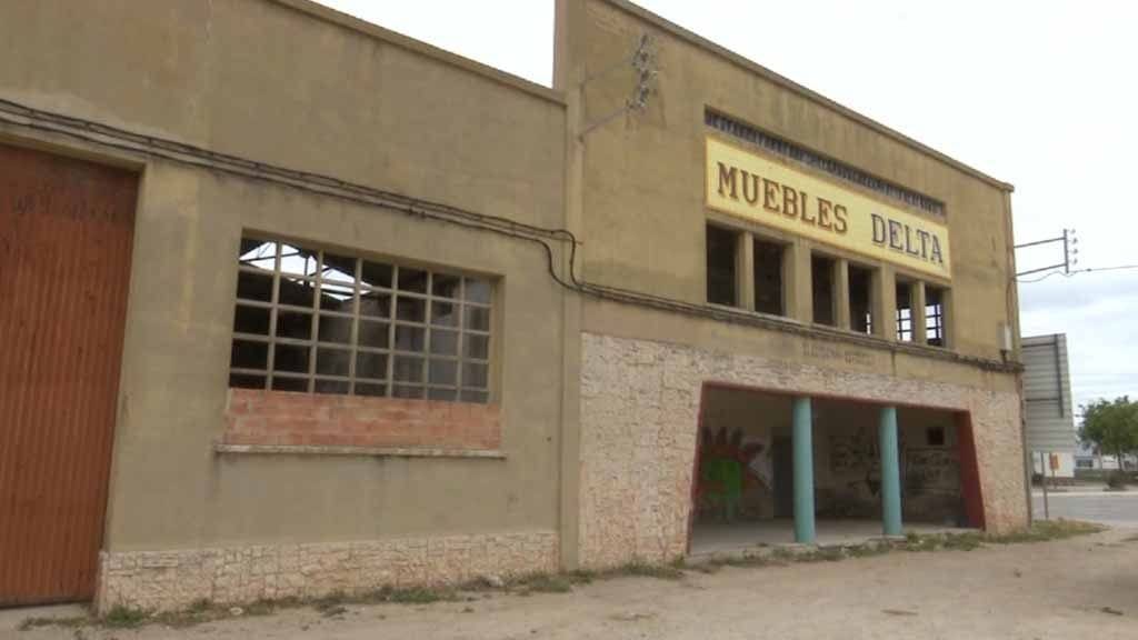Deltebre enderrocarà al maig la nau de ‘Muebles Delta’