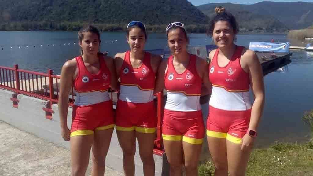 Medalles per als remers ebrencs a la regata internacional Memorial Paolo d’Aloja La remera ampostina Victòria Cid formava part del bot 4-femení / Cedida