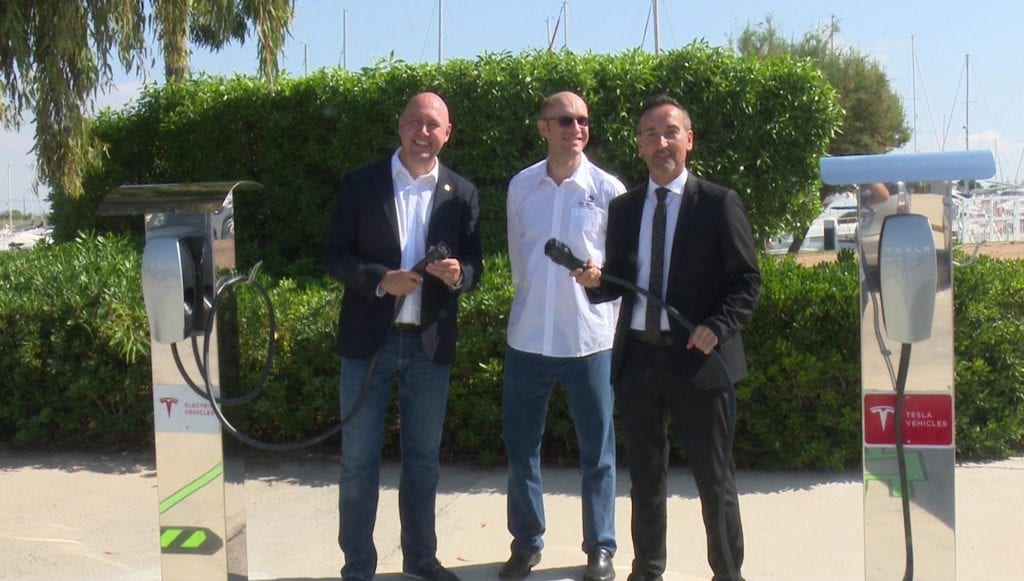 El port de la Ràpita és el primer port de l’Estat amb un punt de recarrega Tesla