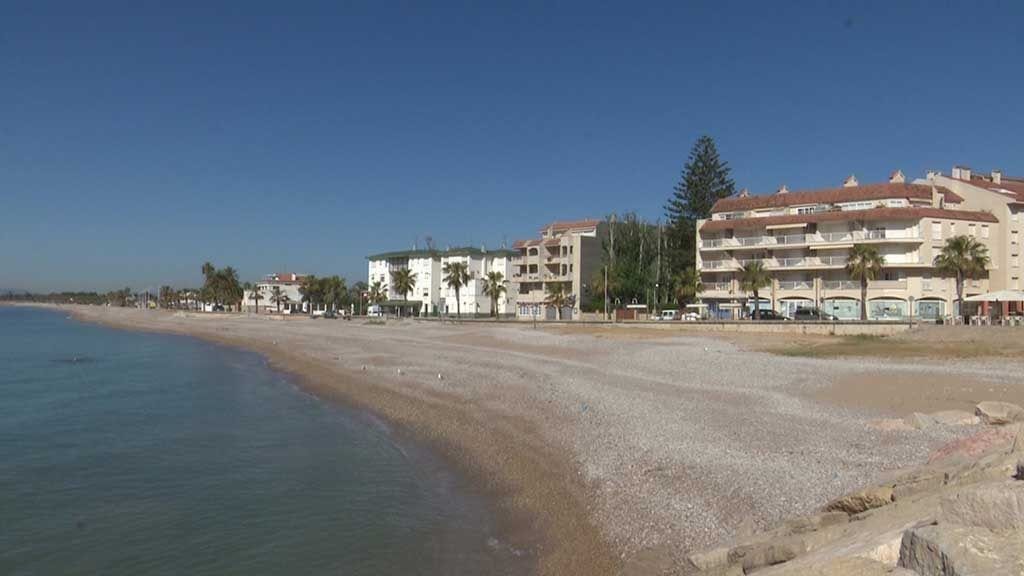 La platja del Marjal, a les Cases d'Alcanar