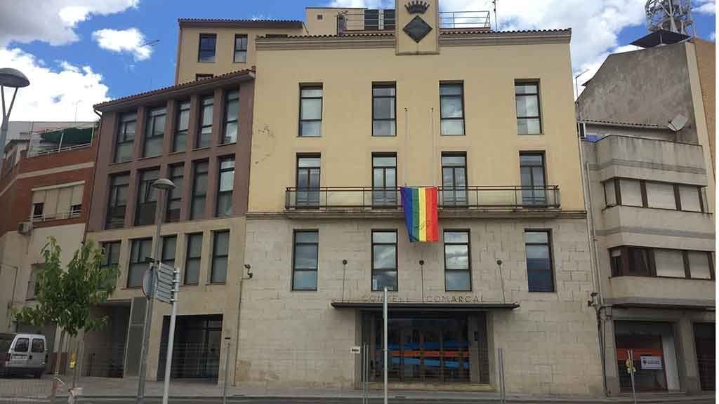 La Ribera d’Ebre reivindica l’orgull i respecte als drets i les persones LGTBI