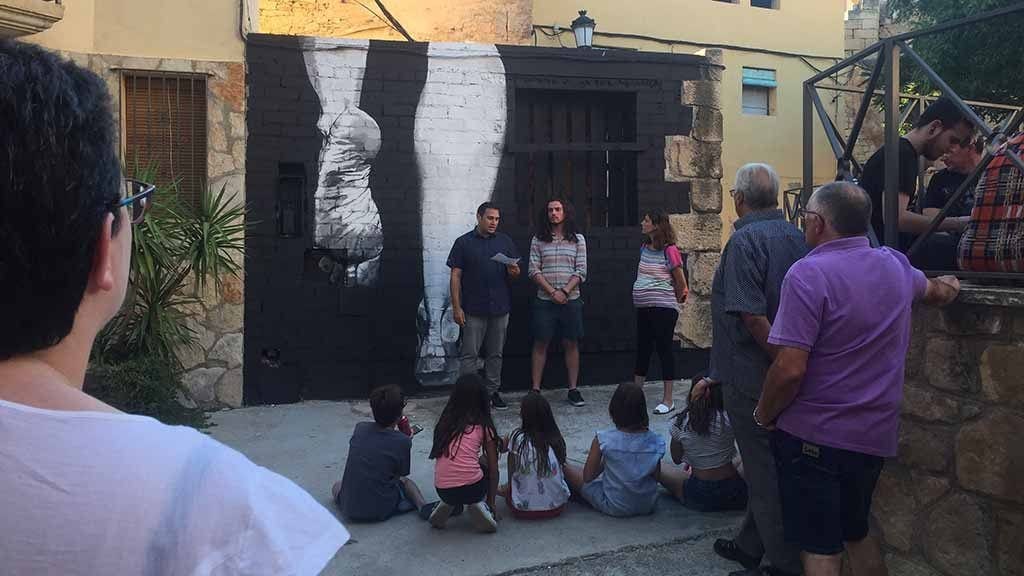 Mural ubicat a la plaça del forn a Riba-Roja d'Ebre / Cedida