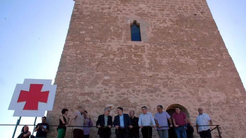 L’acte ha tingut lloc a la torre de Font de Quinto de Campredó, a l’interior de la qual hi ha un grafit a llapis dels brigadistes francesos / URV