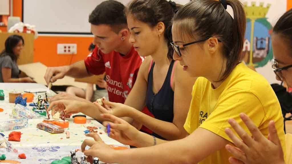 Formen una seixantena de nous monitors i monitores de lleure al Baix Ebre A la fotografia, un grup d'alumnes del segon curs, realitzat entre l'10 i el 24 de juliol / CC Baix Ebre