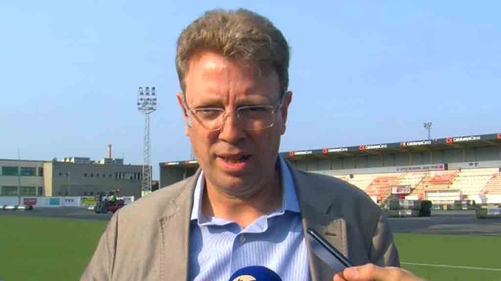 Bel demana a Jordan que rectifique per dir que s’enderrocava la graderia de l’Estadi Municipal
