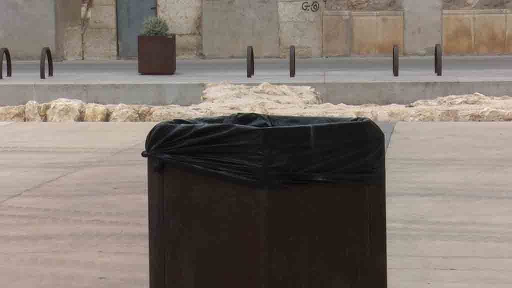 Movem Tortosa reclama més papereres i millor distribuïdes