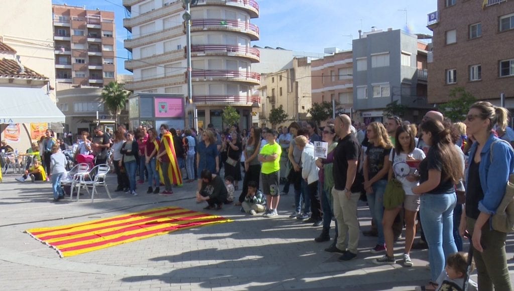 Concentració a la plaça del Mercat d'Amposta