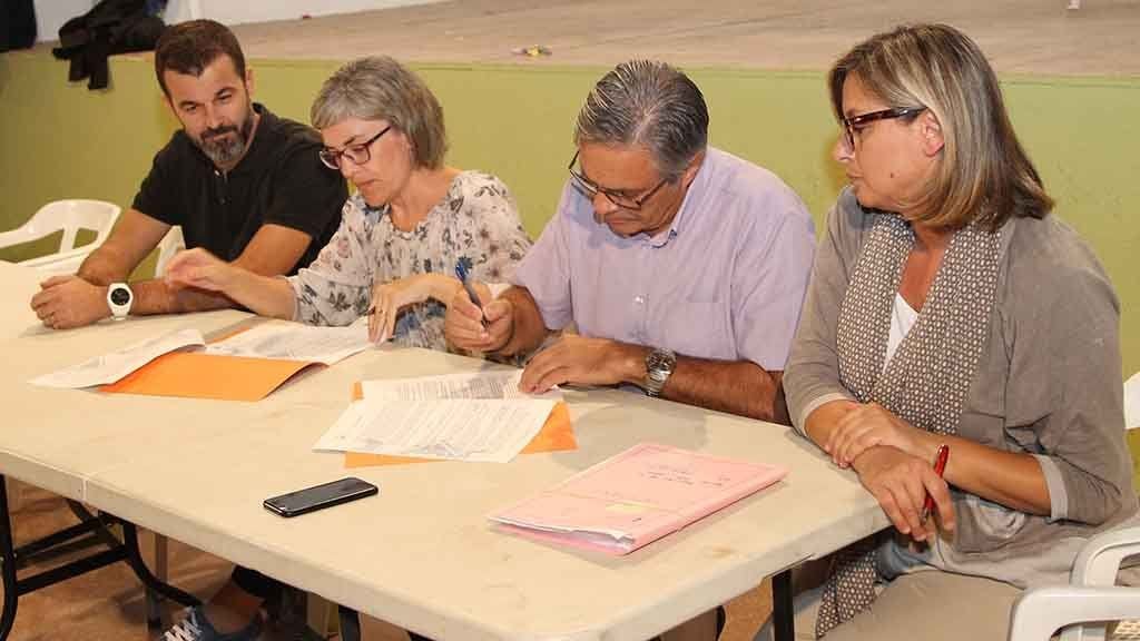 L’Aldea cedirà un local per potenciar les activitats culurals del municipi Moment de la signatura del conveni entre l'Ajuntament i la SCRUA / Cedida