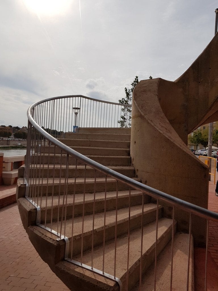 Obertura escales pont Estat 3.jpg