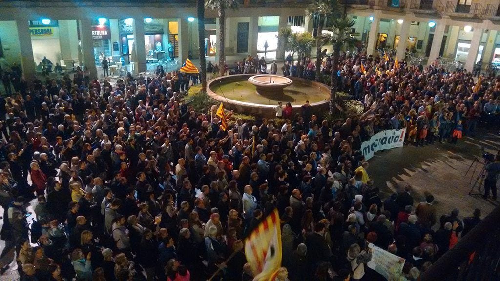 L’Ebre surt al carrer per reclamar la llibertat del govern empresonat