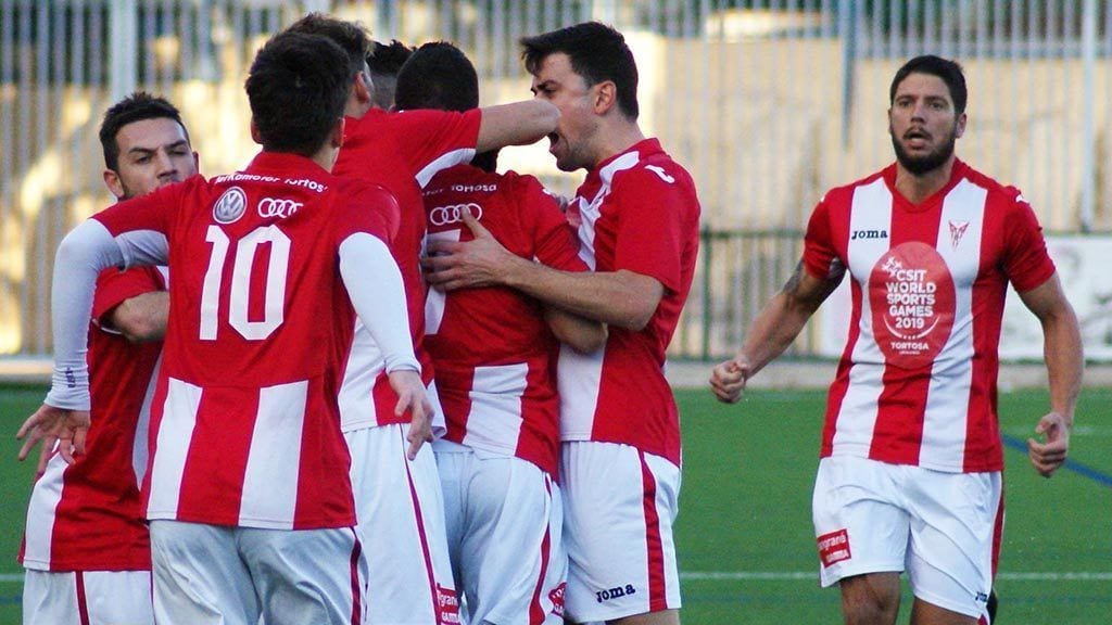El Tortosa s’enganxa a la salvació, davant una Rapitenca que topa amb Selu