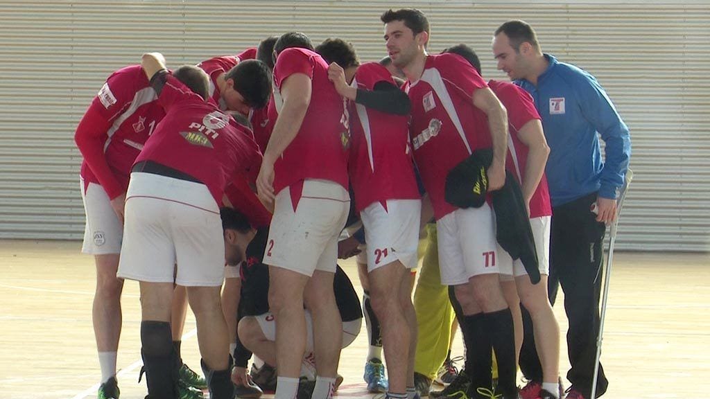 Cop d’efecte del CE Tortosa que guanya el Cardedeu i s’apropa a l’ascens
