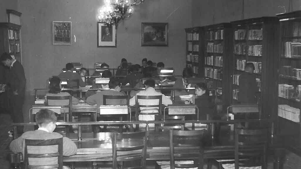 La Biblioteca d’Amposta celebra el 60è aniversari