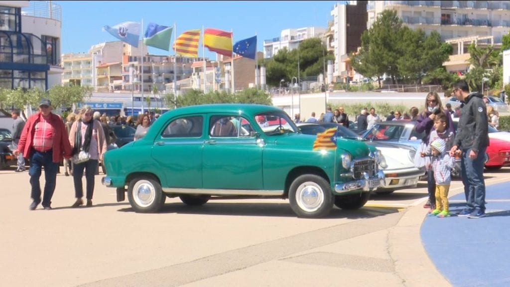 Trobada de porsche i vehicles clàssics a l’Ampolla