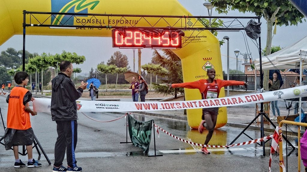 Domini kenià a la Running Series de Santa Bàrbara