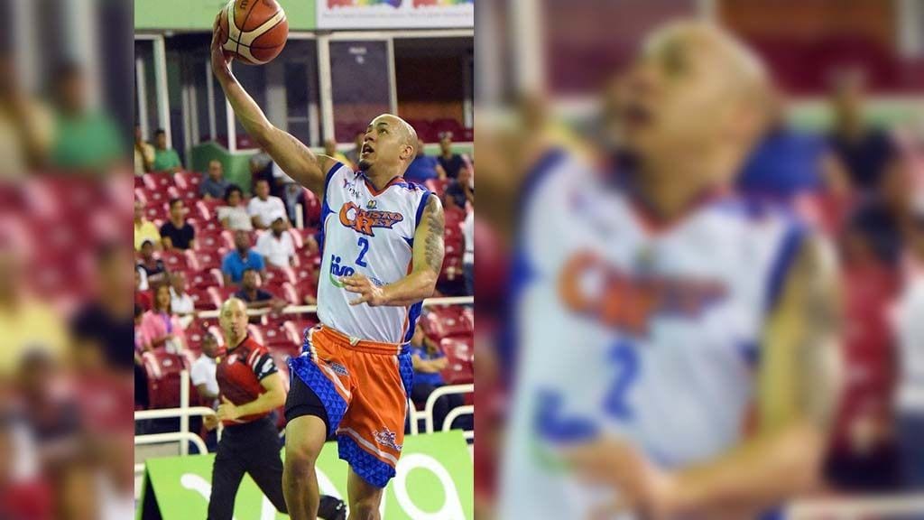 El Cantaires Tortosa continua confeccionant la temporada i fitxa el base dominicà Victor Verdecia