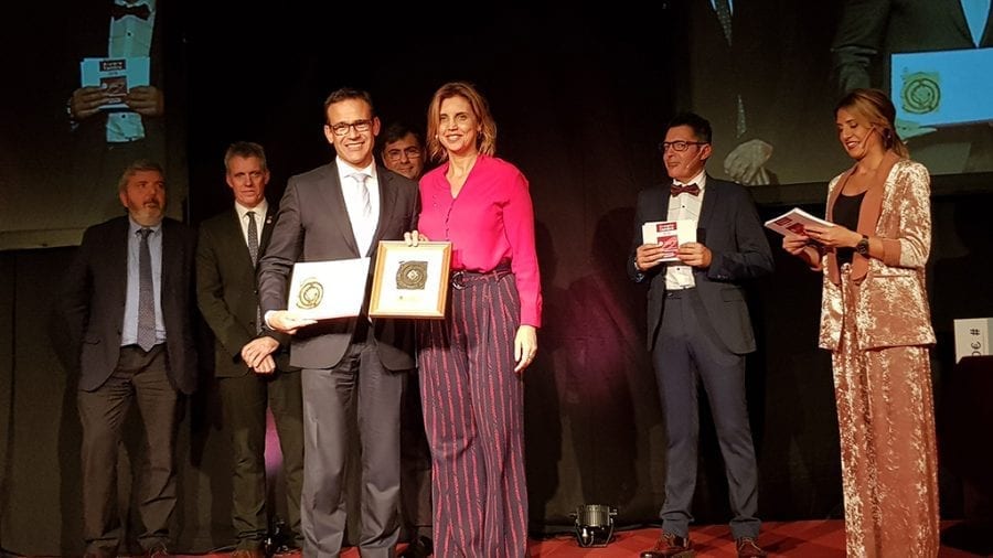 Els Premis Cambra reconeixen CaixaBank pels seus 100 anys a les Terres de l’Ebre