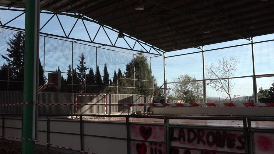 Els denunciants de la Galera lamenten la passivitat de l’Ajuntament i la incomprensió veïnal