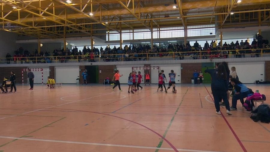 El CH Amposta organitza el III torneig de minihandbol