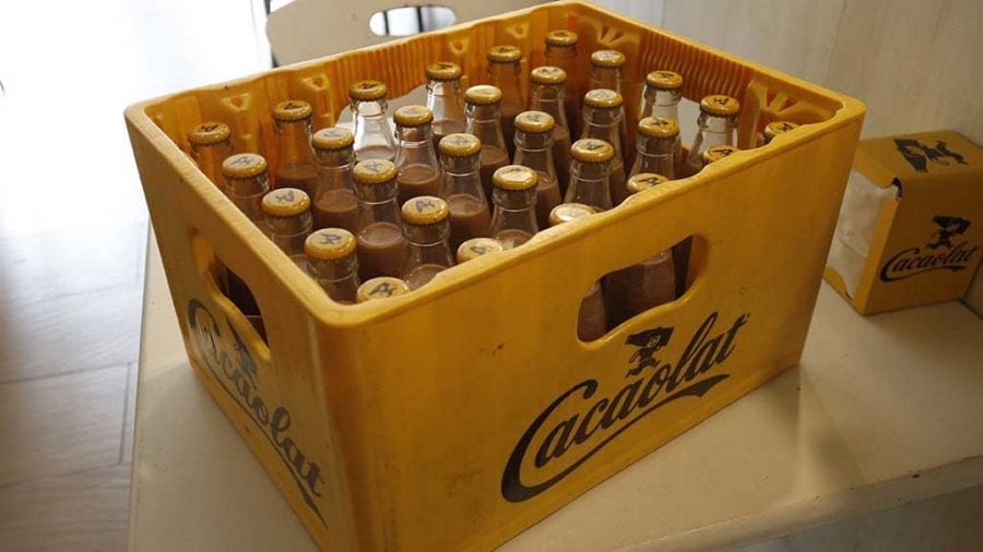 Els bars i restaurants preocupats per la falta de Cacaolat