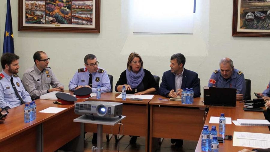 Interior presenta als alcaldes del Baix Ebre la codificació de cases aïllades