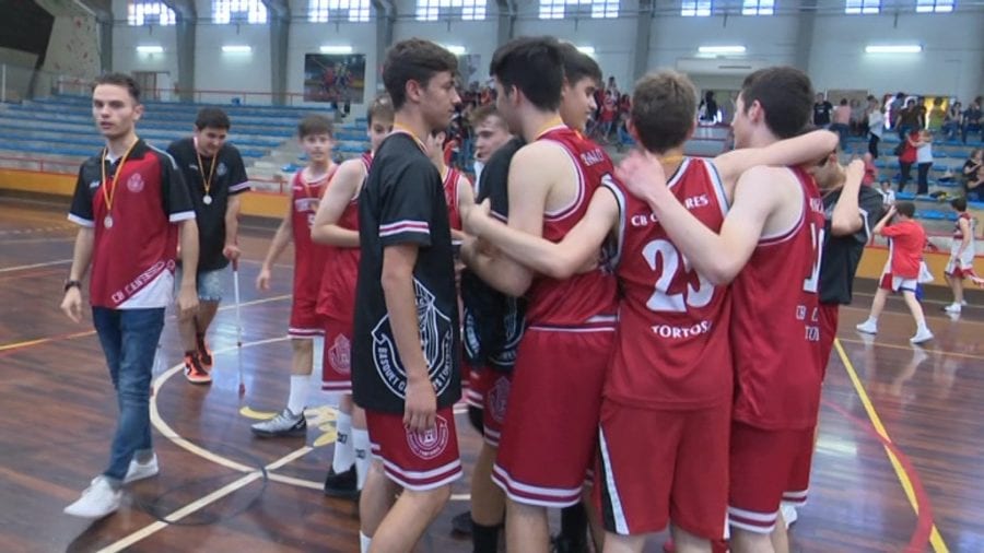 El cadet del CB Cantaires Tortosa es proclama campió de Tarragona i jugarà la final de Catalunya