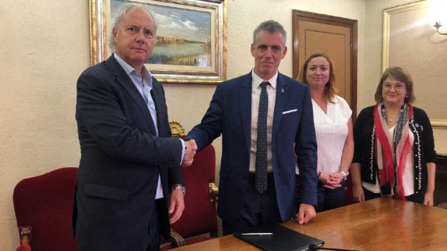 L’Obra Social la Caixa aporta 6.500 euros per a dos projectes socials de l’Ajuntament d’Amposta