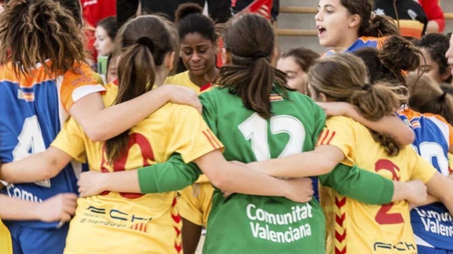 Les Seleccions Catalanes d’handbol s’enfronten amb la Comunitat Valenciana a Amposta