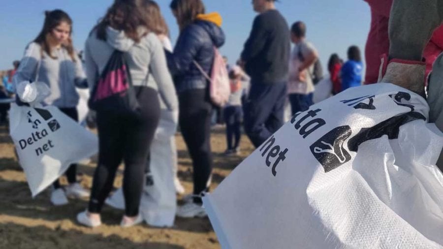 3.000 kg de residus en una recollida massiva de les platges a Deltebre