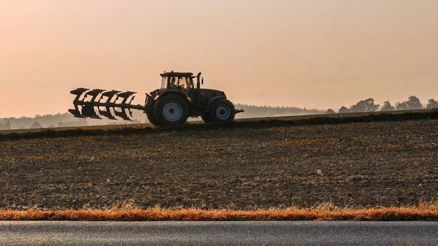 Jordà trasllada al ministre Planas el malestar del sector sobre els ajuts per a la renovació de maquinària agrícola