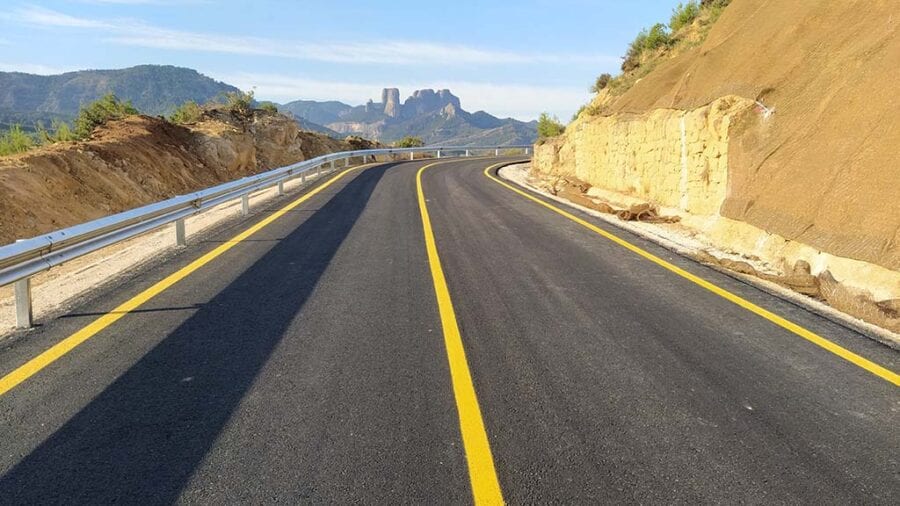 Un desviament alternatiu permetrà reobrir la carretera d’Horta de Sant Joan a partir d’aquest divendres