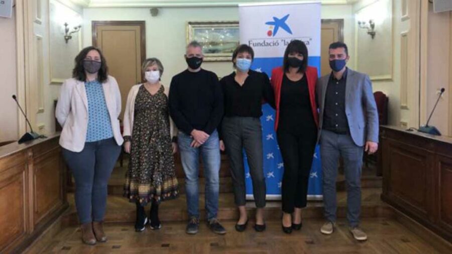 La Fundació «la Caixa» i CaixaBank col·laboren amb l’Ajuntament d’Amposta per desenvolupar dos projectes socials
