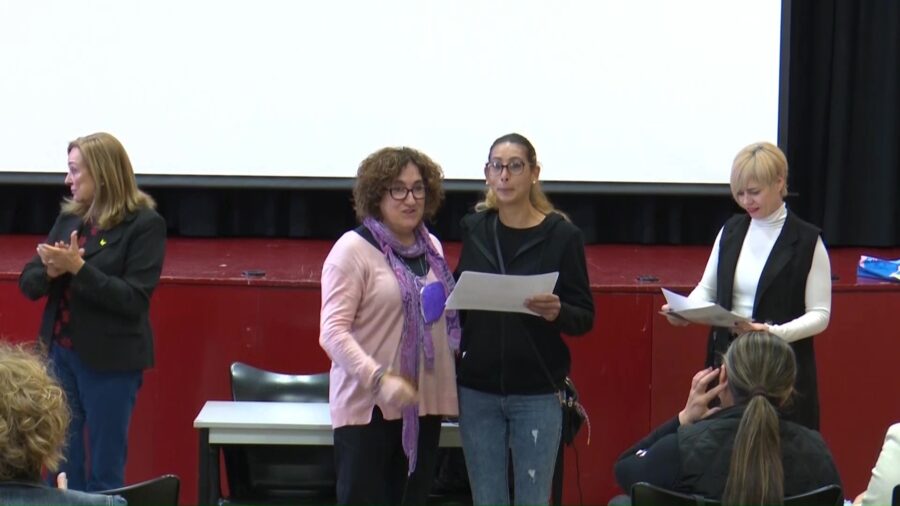 Cinc membres del col·lectiu gitano d’Amposta han rebut els seus respectius diplomes de la ESO gràcies al programa GESO