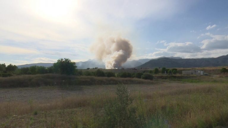 Extingit l’incendi a l’abocador de Mas de Barberans