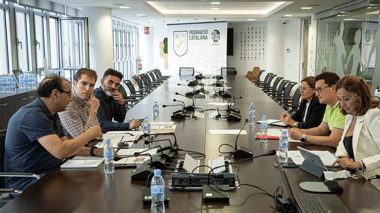 L’FCF i els Mossos d’Esquadra reforcen la col·laboració per erradicar els incidents a les instal·lacions esportives