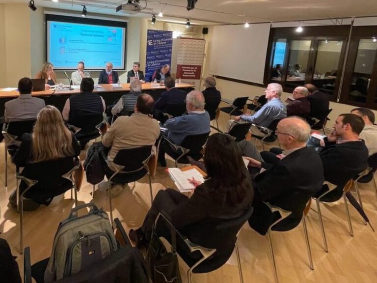 El llibre ‘Parlem d’Economia’ radiografia la situació socioeconòmica del Camp de Tarragona i les Terres de l’Ebre dels darrers quatre anys