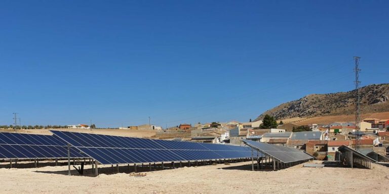 Petició d’autorització d’un quart parc solar a la Terra Alta, a Gandesa, de 48.500 panells fotovoltaics
