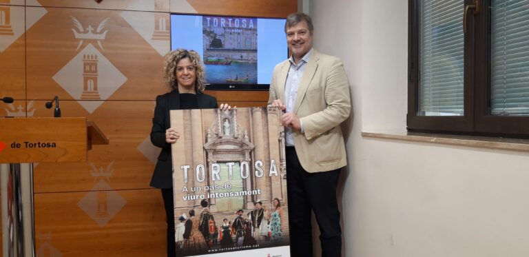 Parella i família, desestacionalitzar i diversificar, objectius de la nova campanya de promoció turística de Tortosa (vídeo)