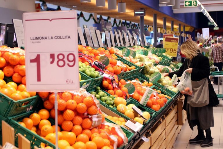 Els supermercats de Catalunya tindran fruita local tot i la sequera: «No busquem proveïdors alternatius»
