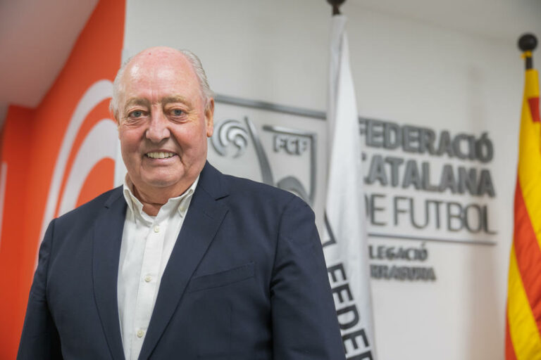 El Govern demana la dimissió del president de la Federació Catalana de Futbol, investigat per suposat frau electoral