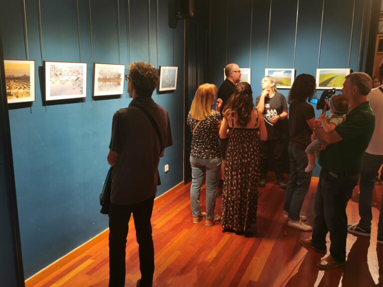 ‘Mirades fotogràfiques: l’aigua modeladora del paisatge’, l’exposició per celebrar el Dia Mundial de l’Arquitectura
